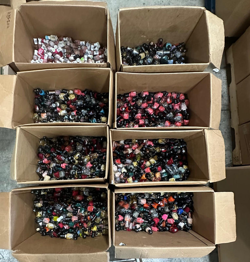 Load image into Gallery viewer, #20/2 - Nail Polish
