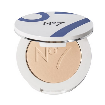 No7 Lift & Luminate Triple Action Powder - Medium