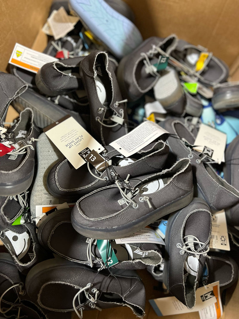 Load image into Gallery viewer, LS1 - Children Light-up Shoes
