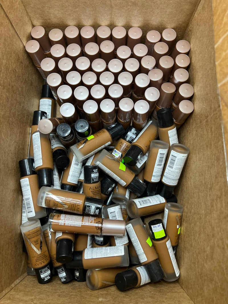 Load image into Gallery viewer, S51 - Almay, Maybelline Foundation
