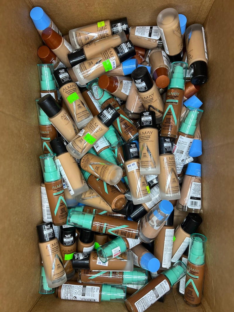 Load image into Gallery viewer, S33 - Maybelline, CoverGirl Foundation
