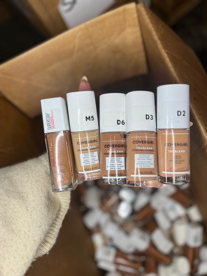 Load image into Gallery viewer, S29 - Maybelline, CoverGirl Foundation
